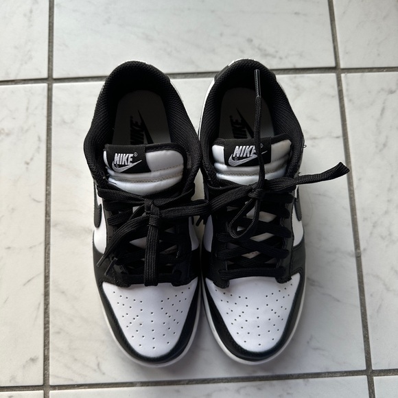 Nike Dunk Low Black and White - Picture 7 of 10
